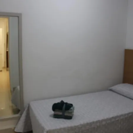 Lord Nelson Canteras 3 *