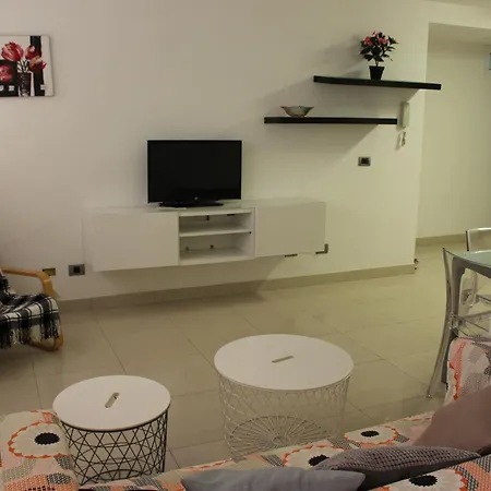 Lord Nelson Canteras 3 *