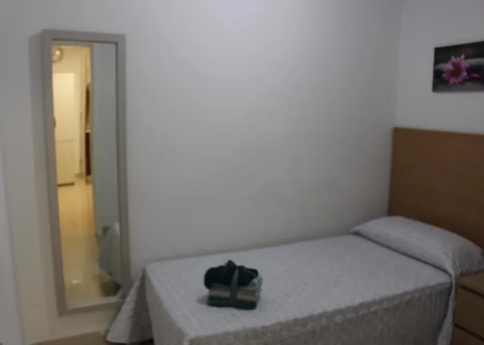 Lord Nelson Canteras 3 *